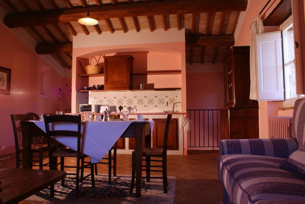 Re Artu Assisi Country Lifestyle Aparthotel Szoba fotó