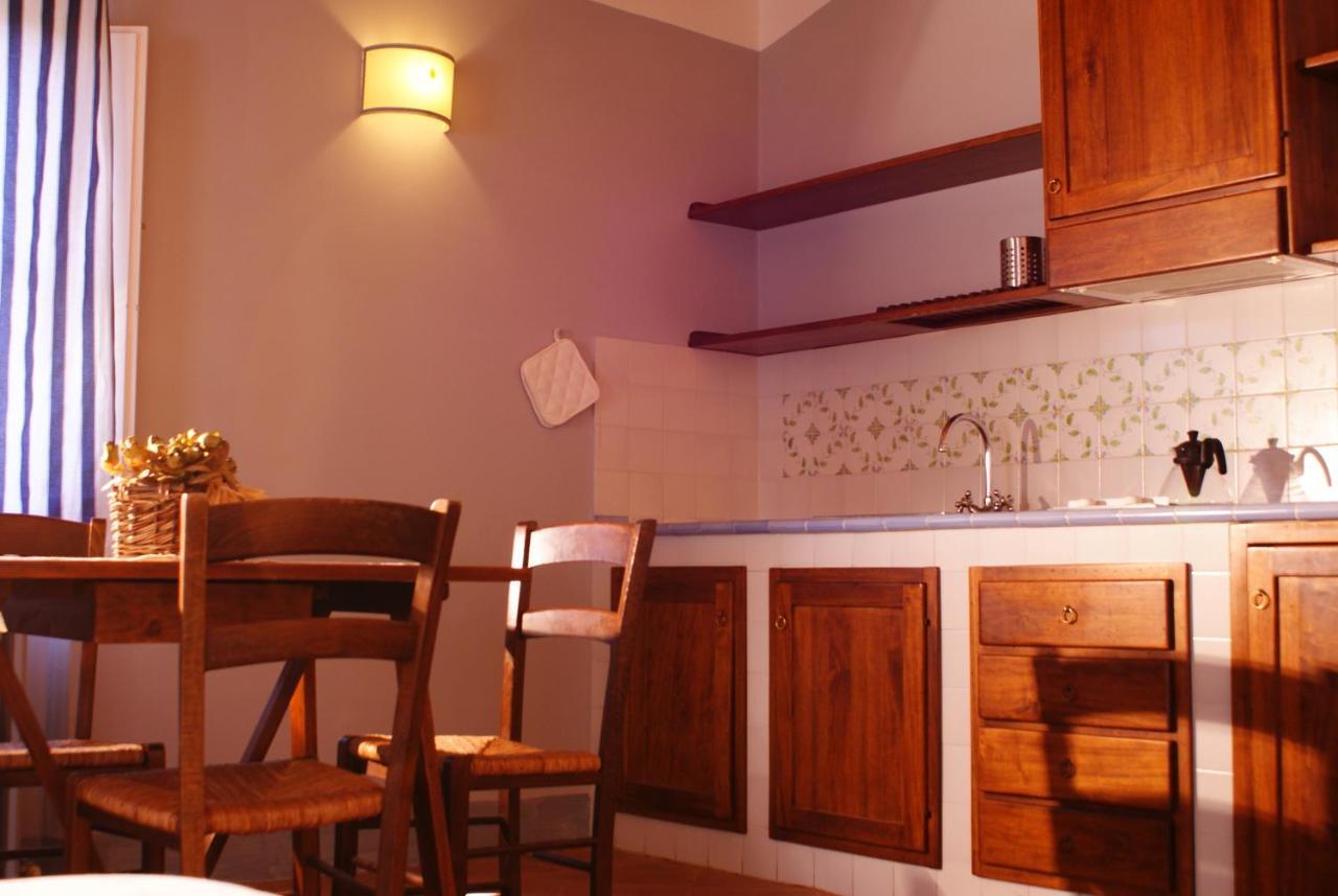 Re Artu Assisi Country Lifestyle Aparthotel Szoba fotó